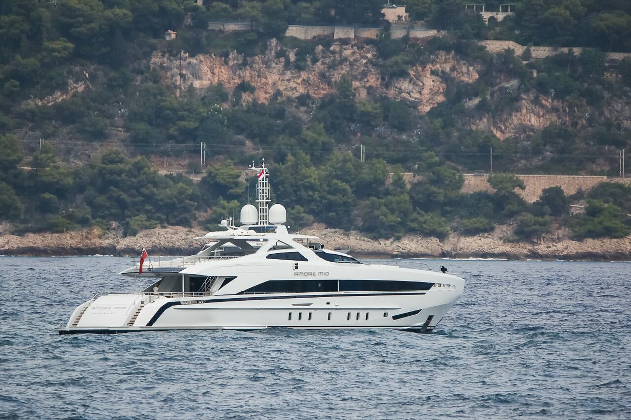 Yacht Amore Mio - 45m - Heesen - Evangelos Marinakis