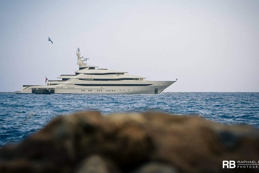 AMORE VERO Yacht • Oceanco • 2013 • Propriétaire Milliardaire Russe