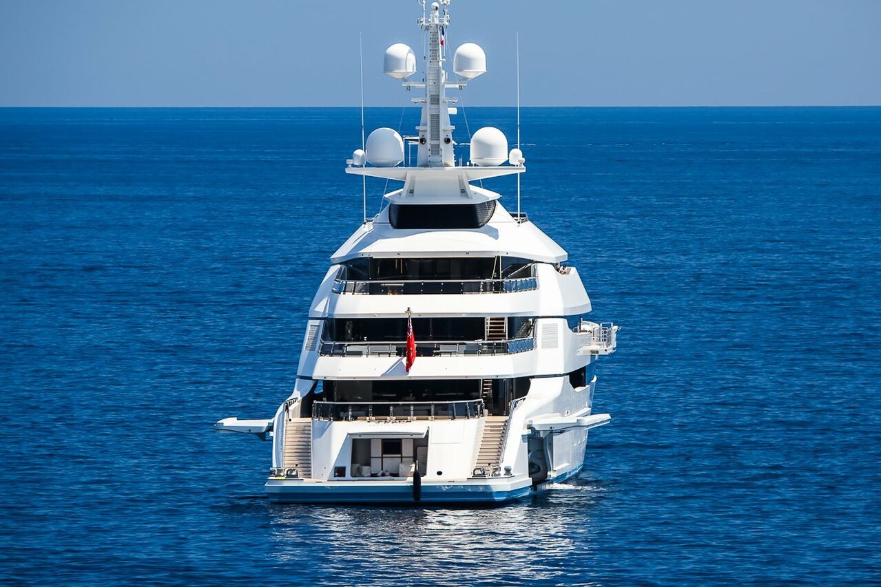 AMORE VERO Yacht • Oceanco • 2013 • Propriétaire Milliardaire Russe