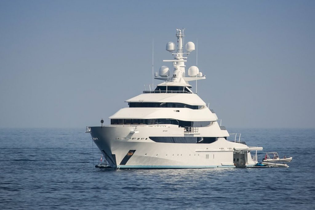 AMORE VERO Yacht • Oceanco • 2013 • Propriétaire Milliardaire Russe