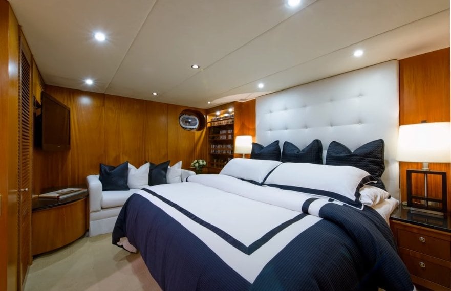 yacht Antipodean interior