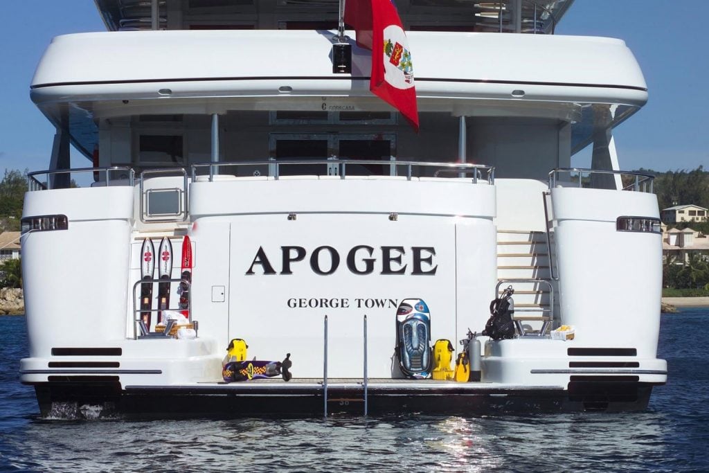 apogee yacht location