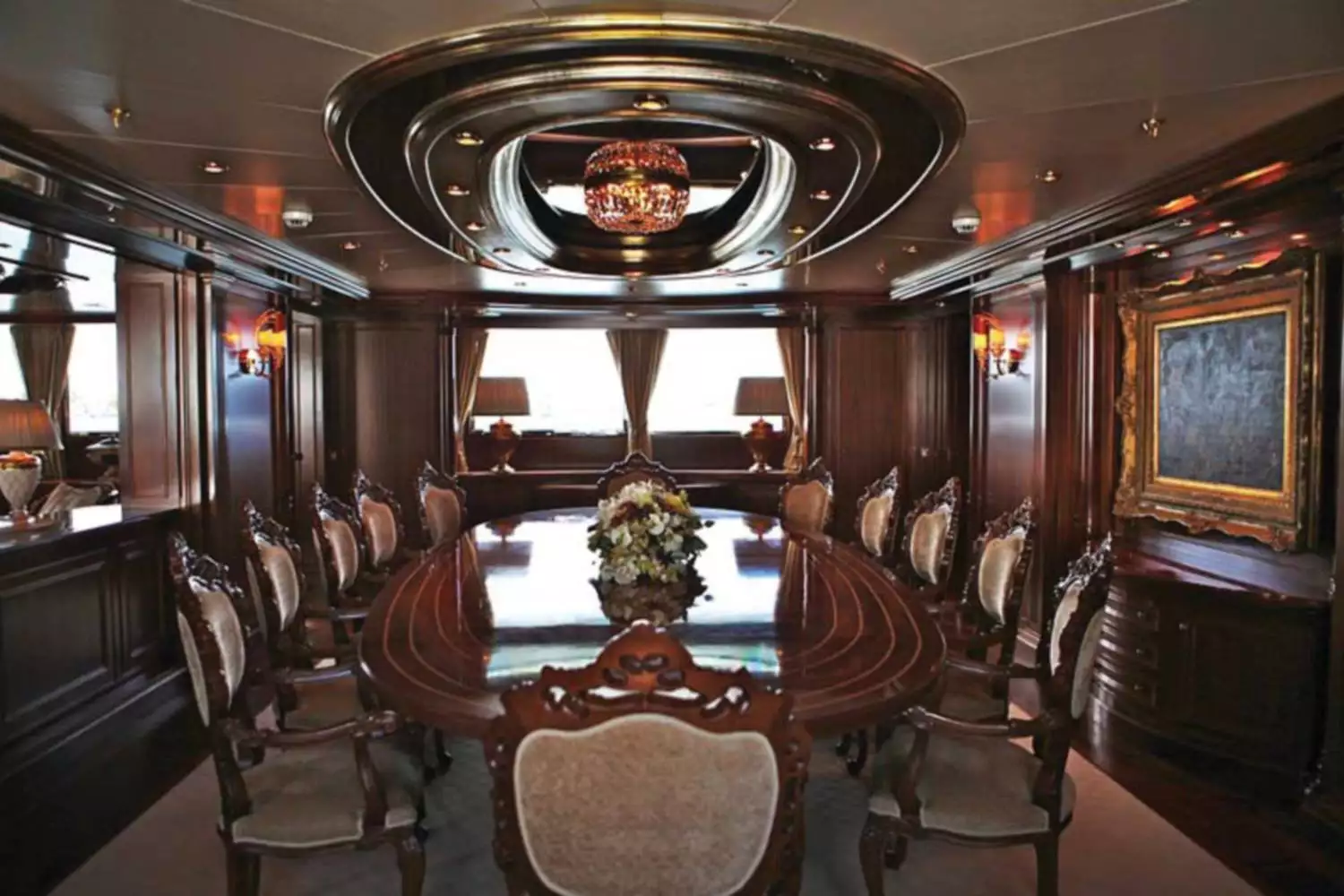 yacht Apogee interior