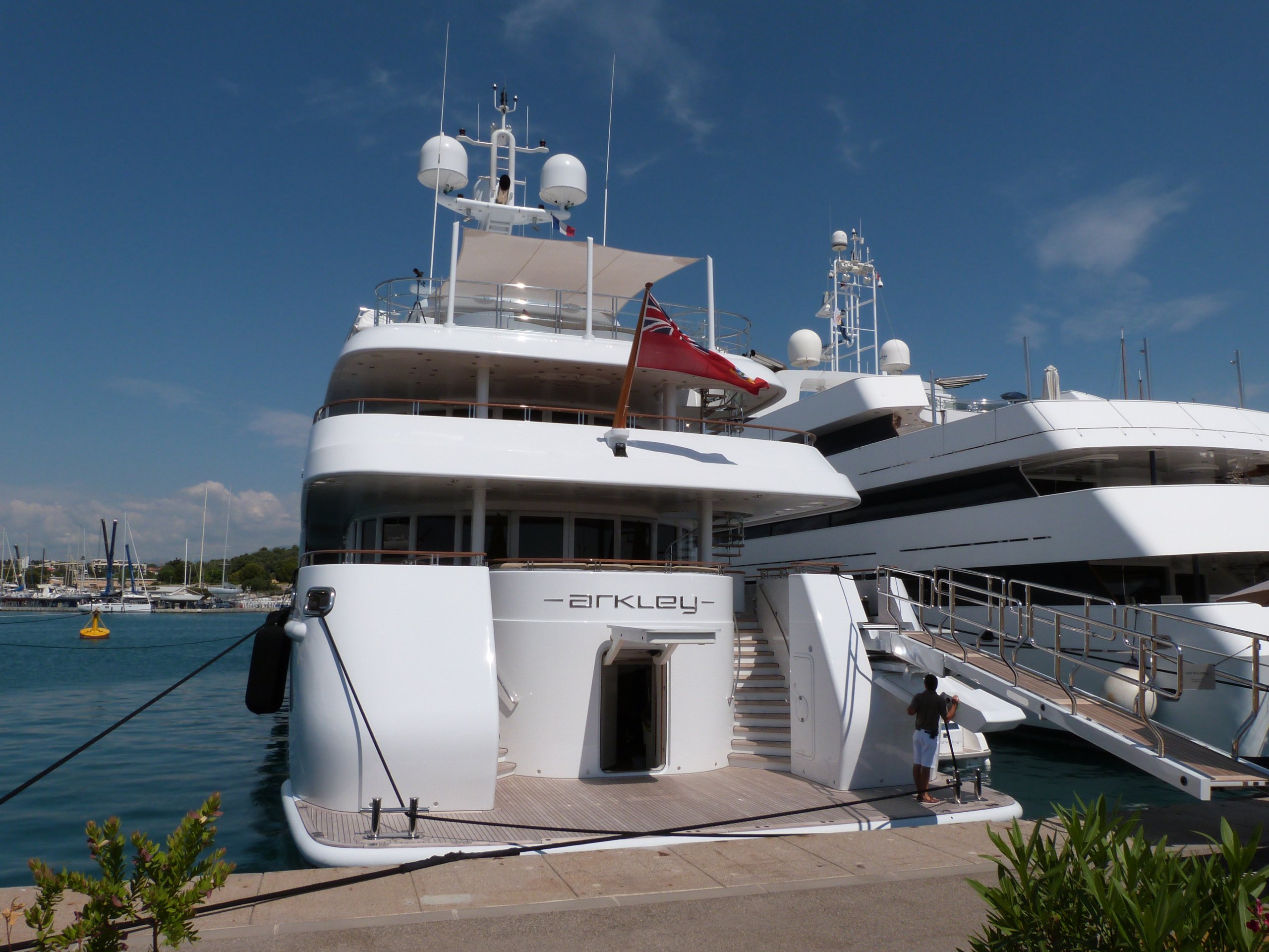 CAIPIRINHA Yacht • (ascia Arkley) • Lurssen • 2009 • Proprietario Andrei Komarov