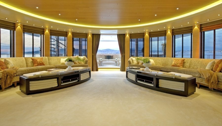yacht Arkley (Caiprinha) interior