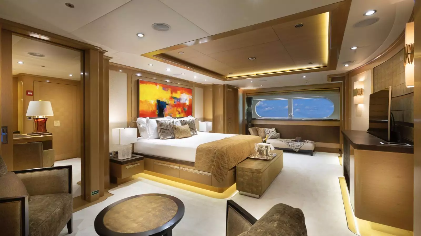 Interno ATOMIC dell'yacht di VSY