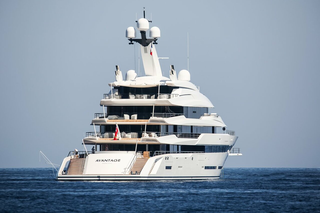 AVANTAGE Yacht Bulat Utemuratov 200M Superyacht AVANTAGE Yacht Bulat Utemuratov 200M Superyacht