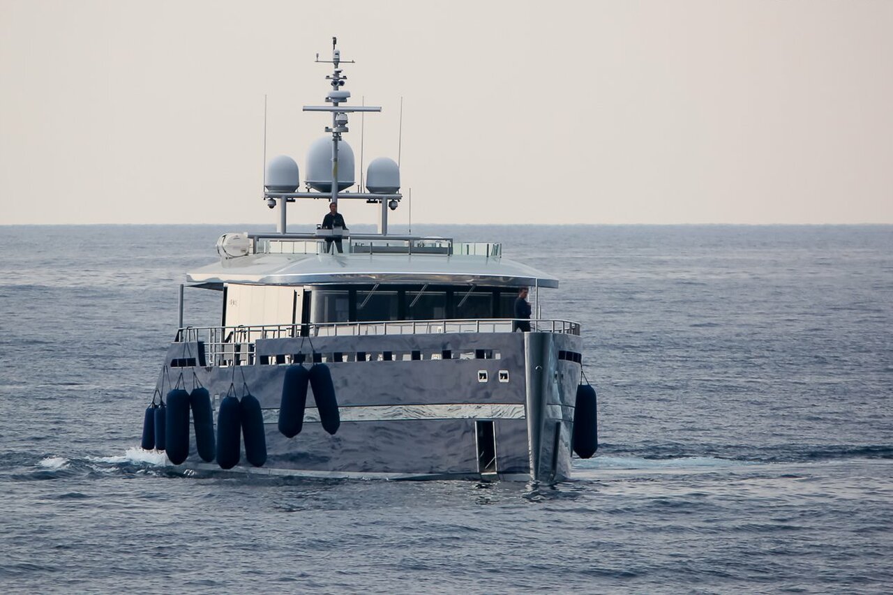 BLADE Yacht • MMGI • 2010 • Owner Oleg Boyko