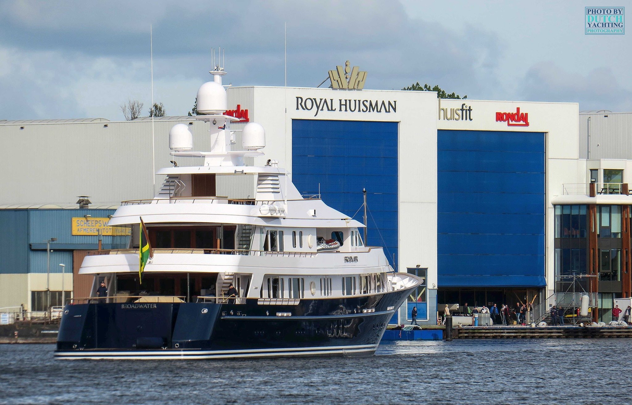 Яхта BROADWATER • Feadship • 1994 г. • Владелец Мэтью Вурхис