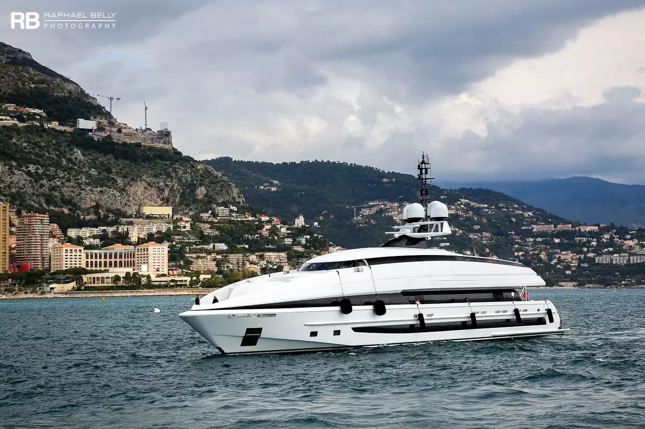 CRAZY ME Yacht • Heesen • 2013 • Propriétaire Naquib Sawiris