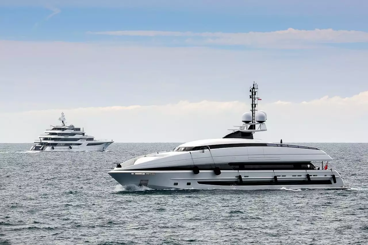 CRAZY ME Yacht • Heesen • 2013 • Proprietario Naquib Sawiris