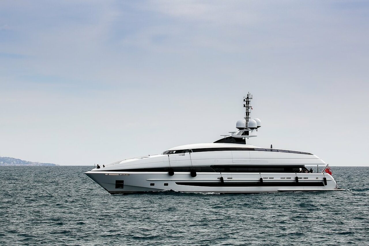 CRAZY ME Yacht • Heesen • 2013 • Eigenaar Naquib Sawiris