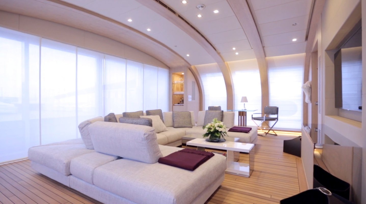 intérieur du yacht Crazy Me