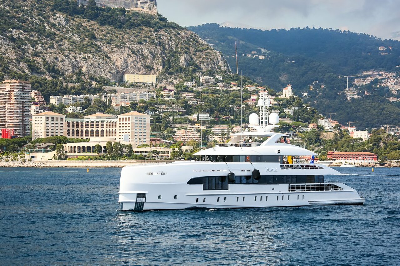 HOME Yacht • Heesen • 2017 • Owner Harald McPike