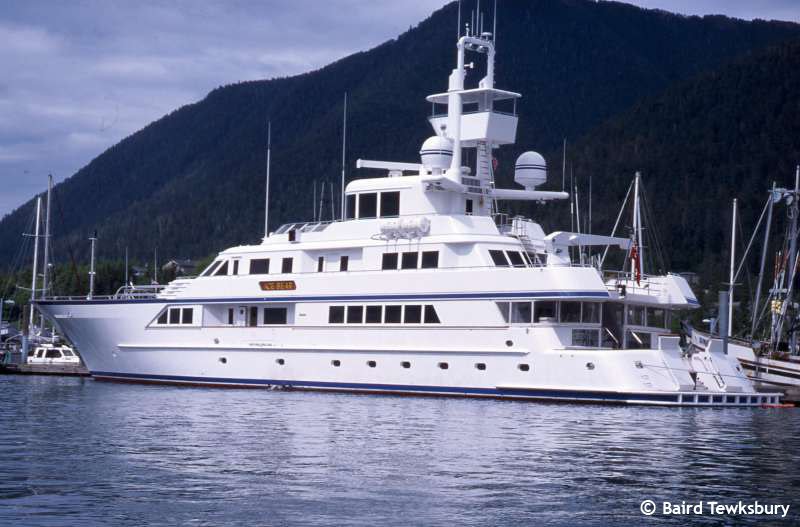 Yate ICE BEAR • Feadship • 1988 • Propietario Walter Scott Jr.