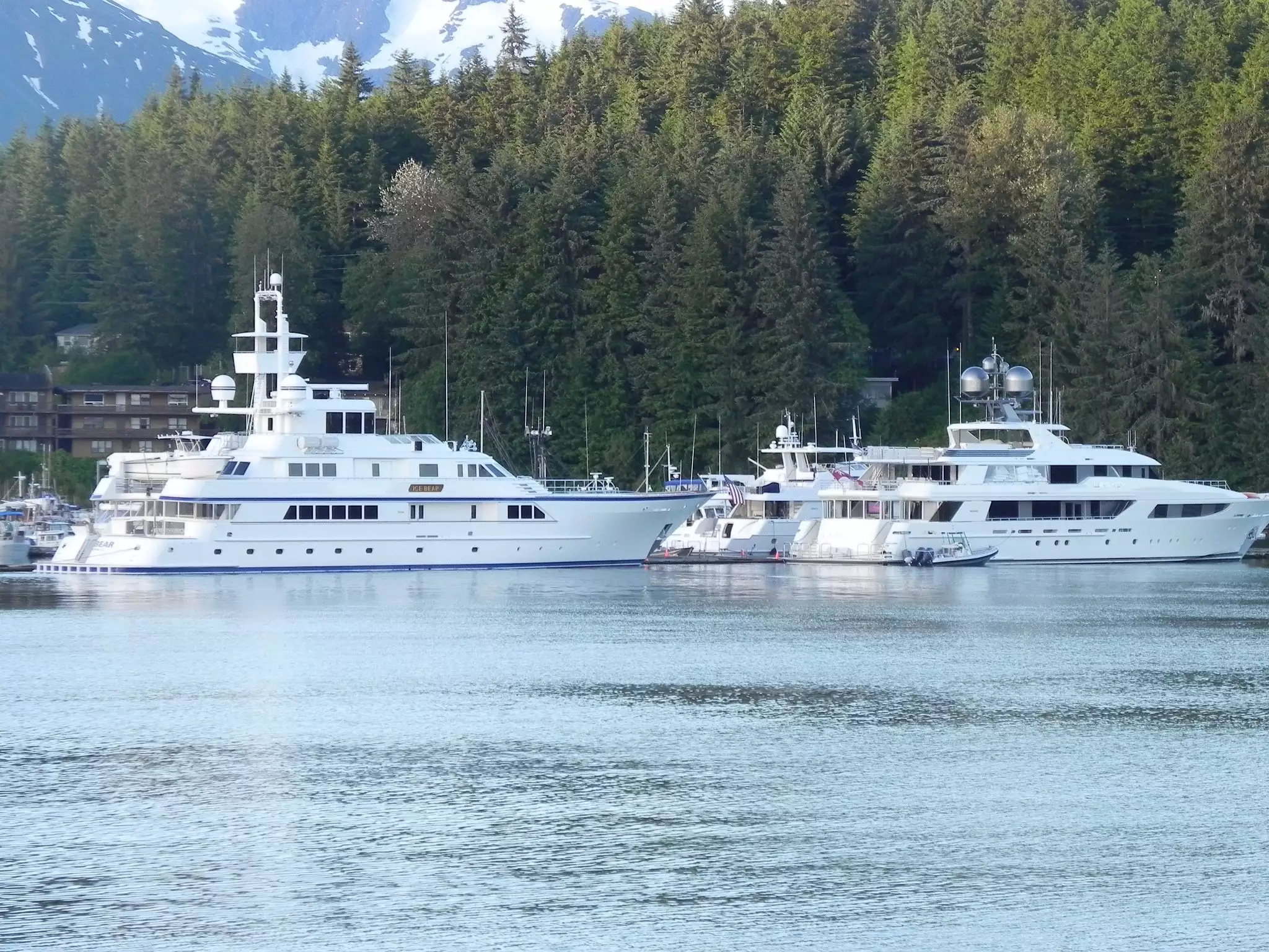 Яхта ICE BEAR • Feadship • 1988 г. • Владелец Вальтер Скотт-младший.