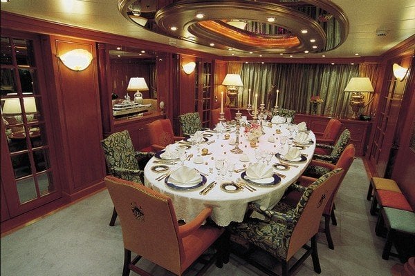 yacht Lady Ann Magee interior