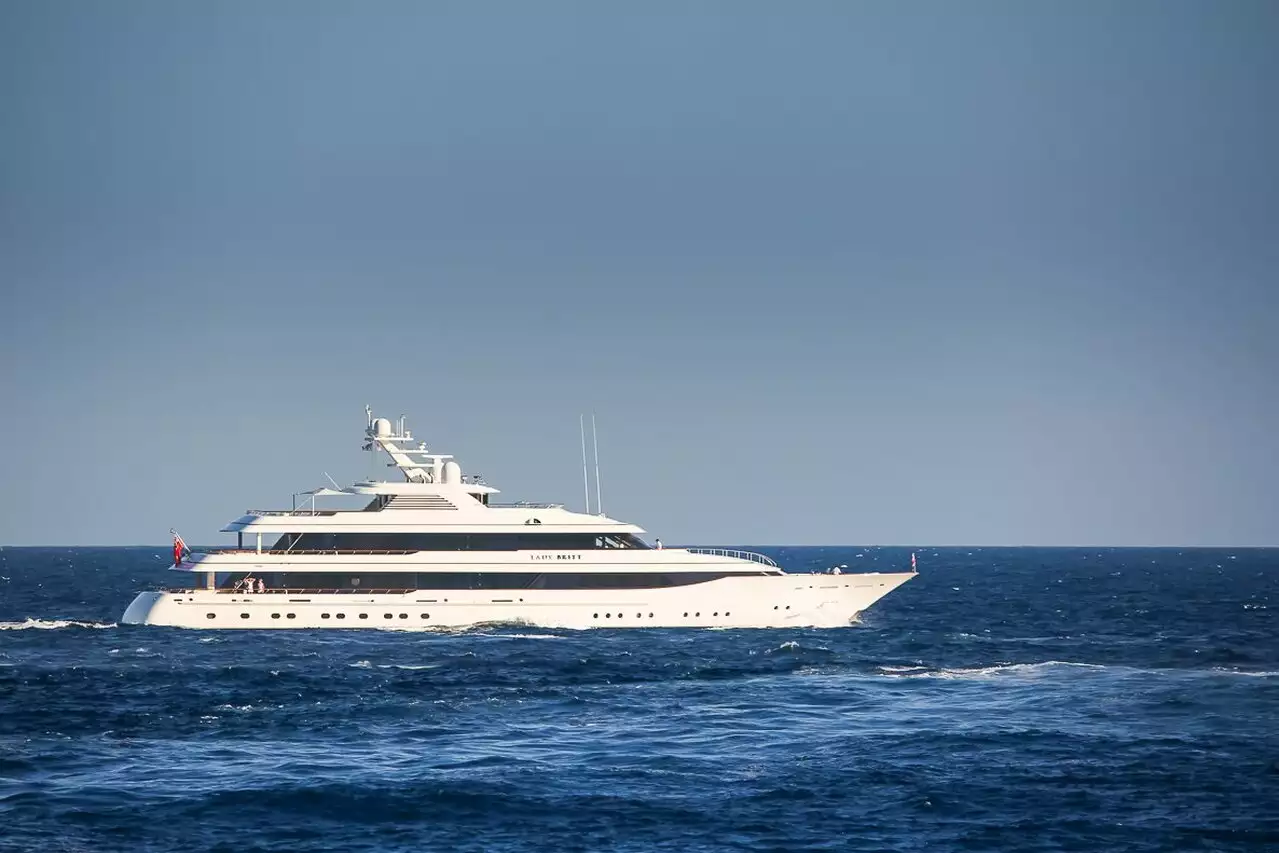 Яхта LADY BRITT • Feadship • 2011 г. • Владелец Стен Уорборн