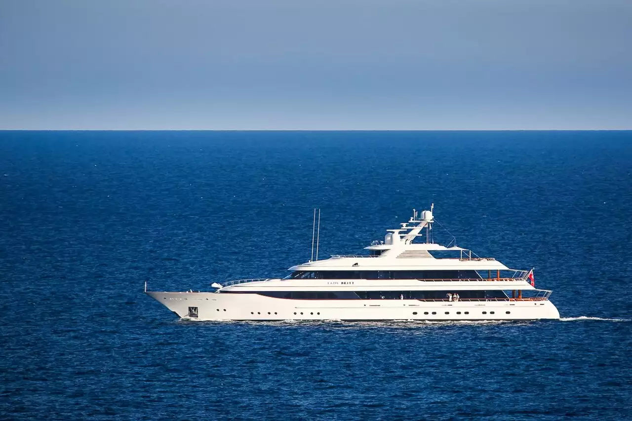 LADY BRITT Yacht • Feadship • 2011 • Eigentümer Sten Warborn
