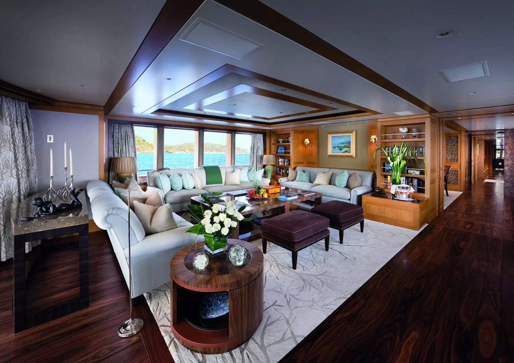 Interior del yate Feadship Lady Britt