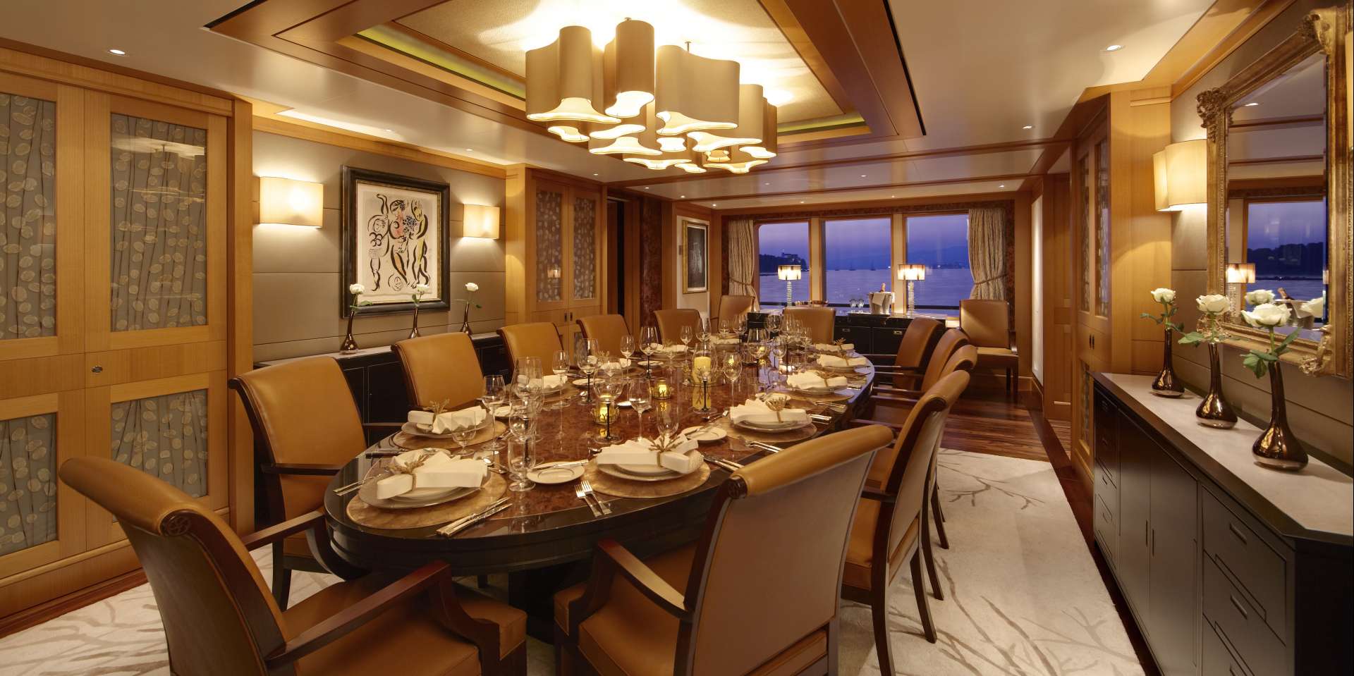 Interior del yate Feadship Lady Britt