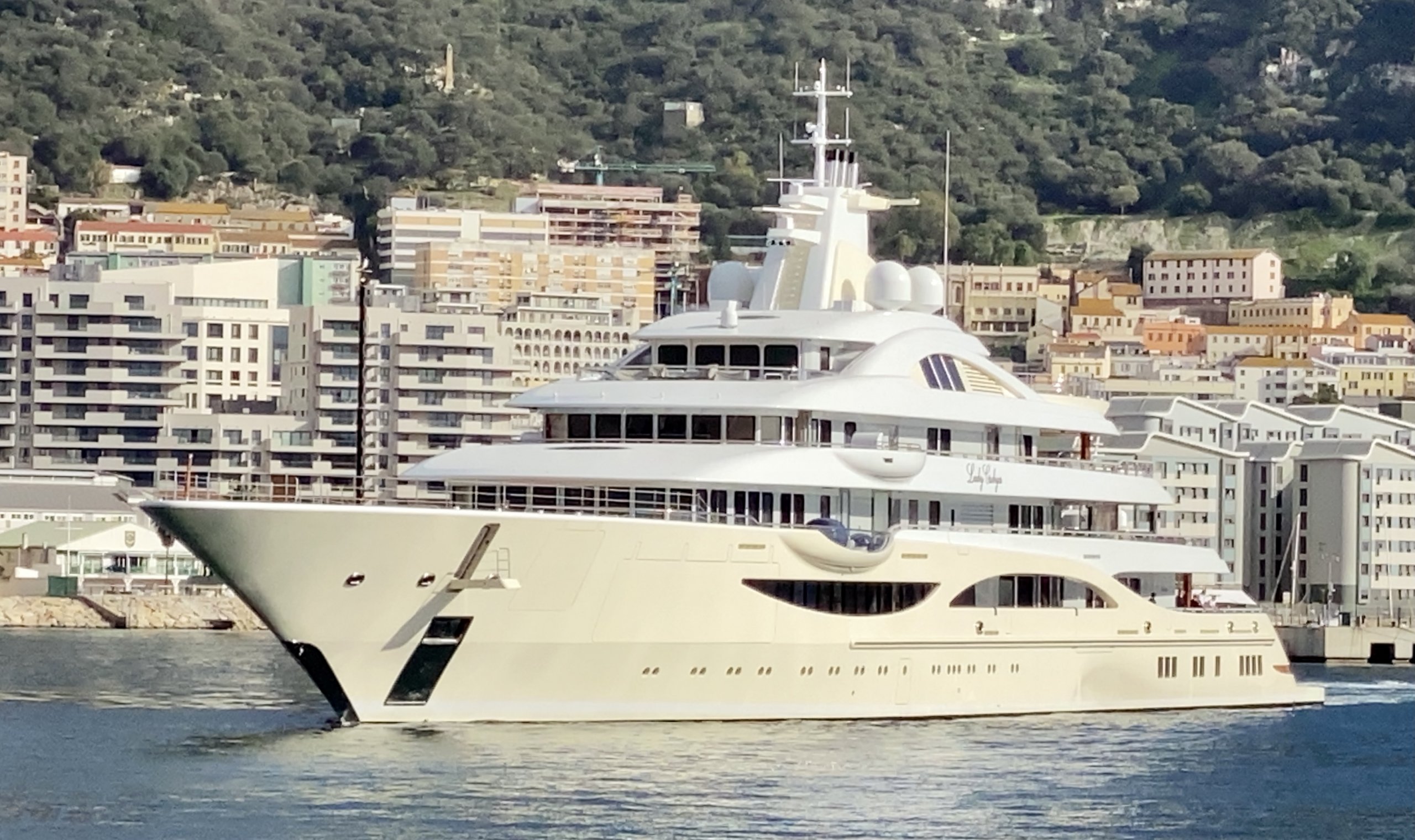 ALAIYA Yacht • Tis • Lurssen • 2019 • Eigentümer Lakshmi Mittal