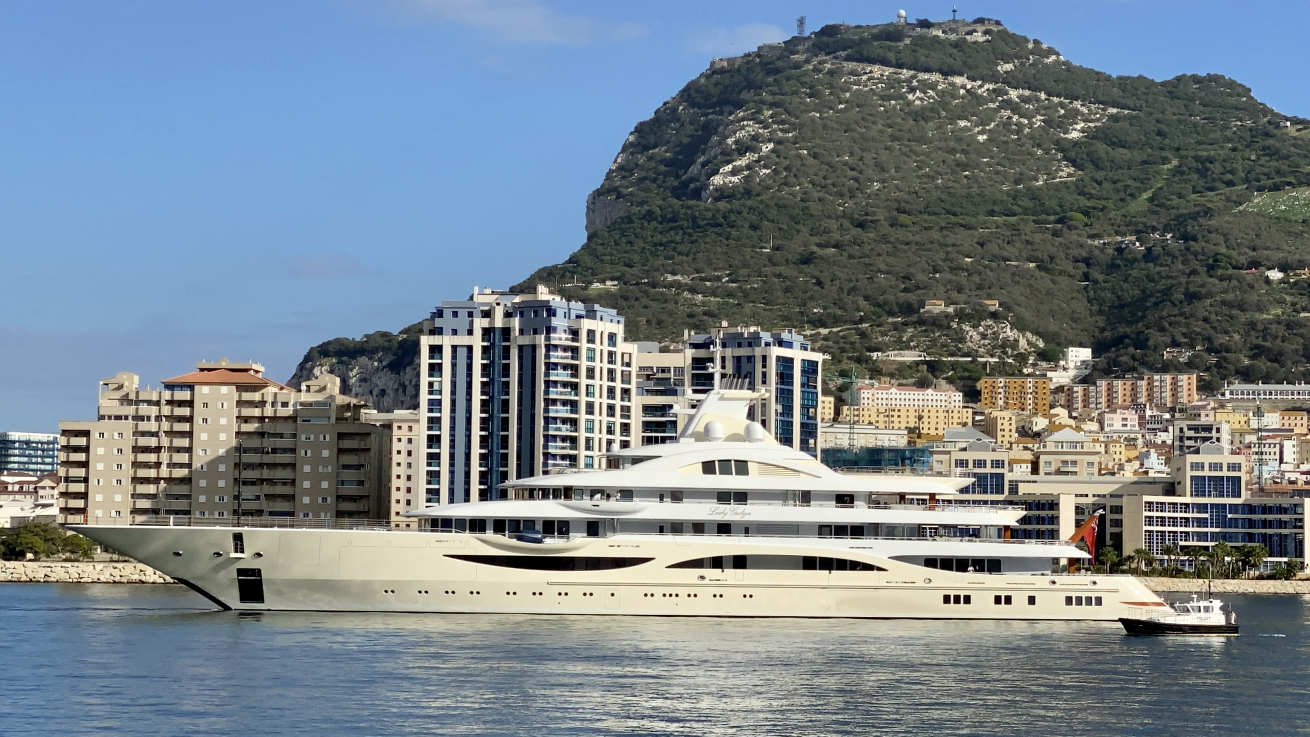 ALAIYA Yacht • Tis • Lurssen • 2019 • ਮਾਲਕ ਲਕਸ਼ਮੀ ਮਿੱਤਲ