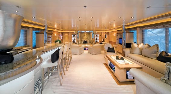 interno dello yacht Pegasus VIII