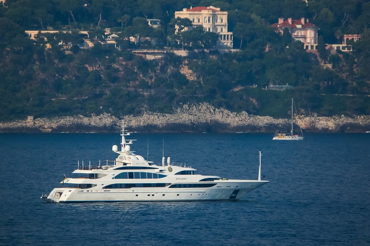 Yate LUMIERE II • Benetti • 2010 • Propietario Miguel Rincon