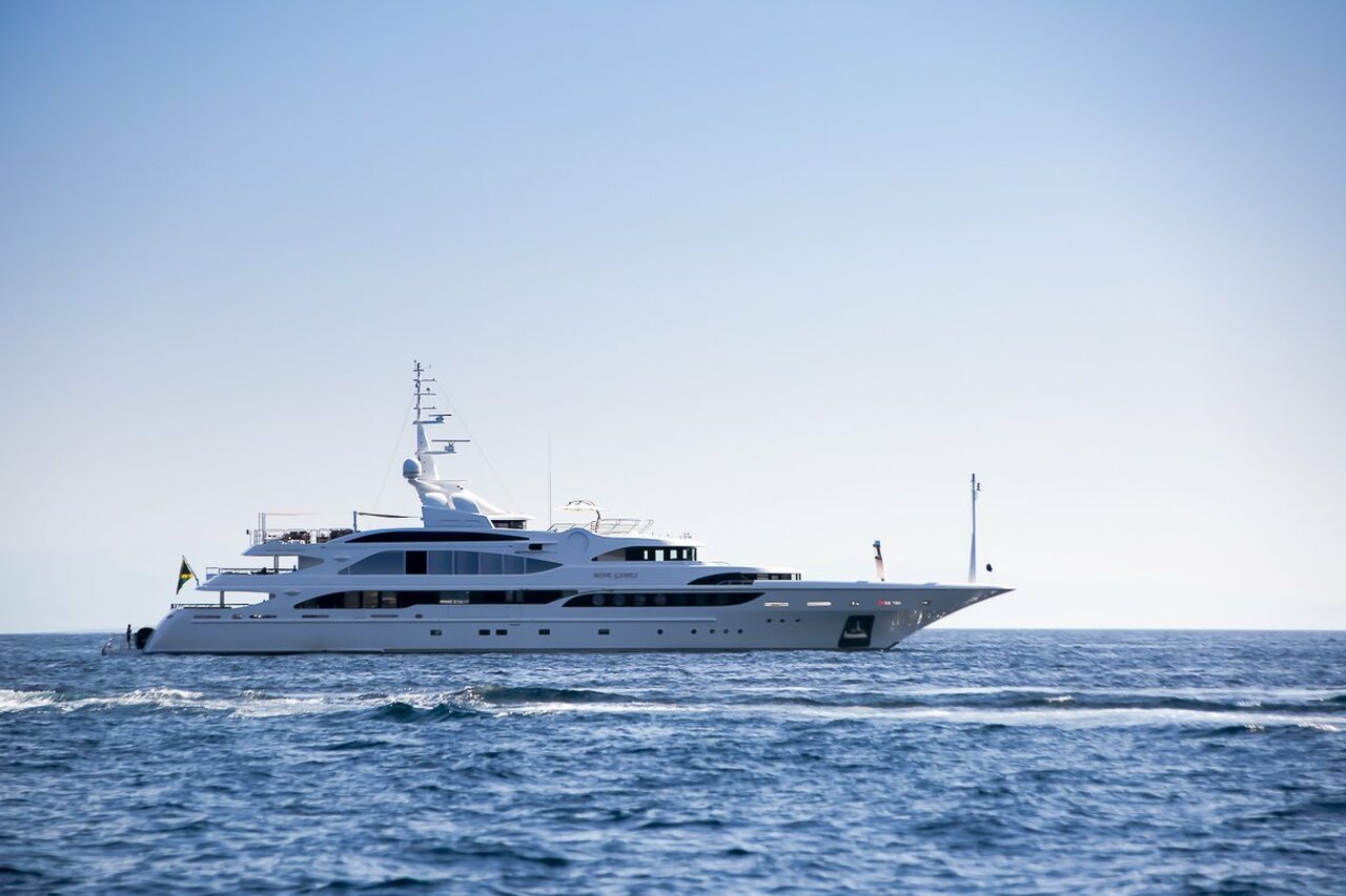 SORRENTO Yacht (LUMIERE) • Benetti • 2010 • Sahibi Miguel Rincon