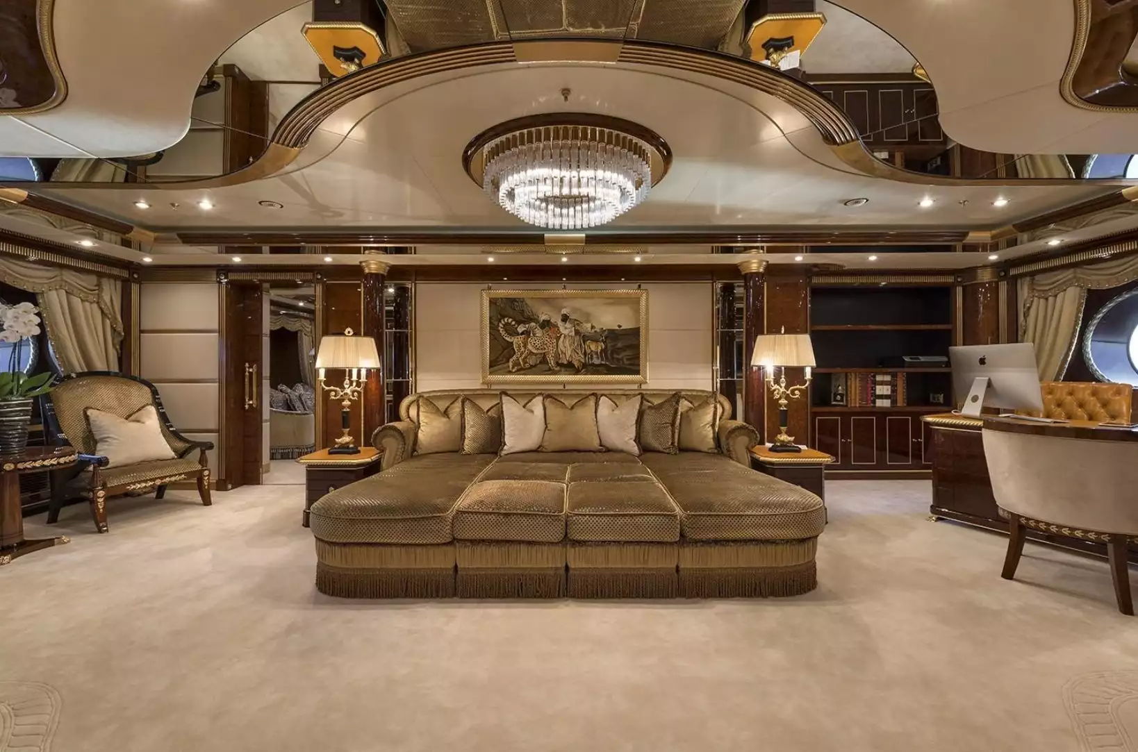 Yacht SORRENTO Interieur