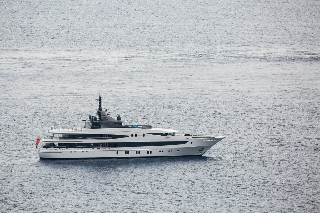 LUNA B Yacht • Oceanco • 2005 • Sahibi Robert Friedland