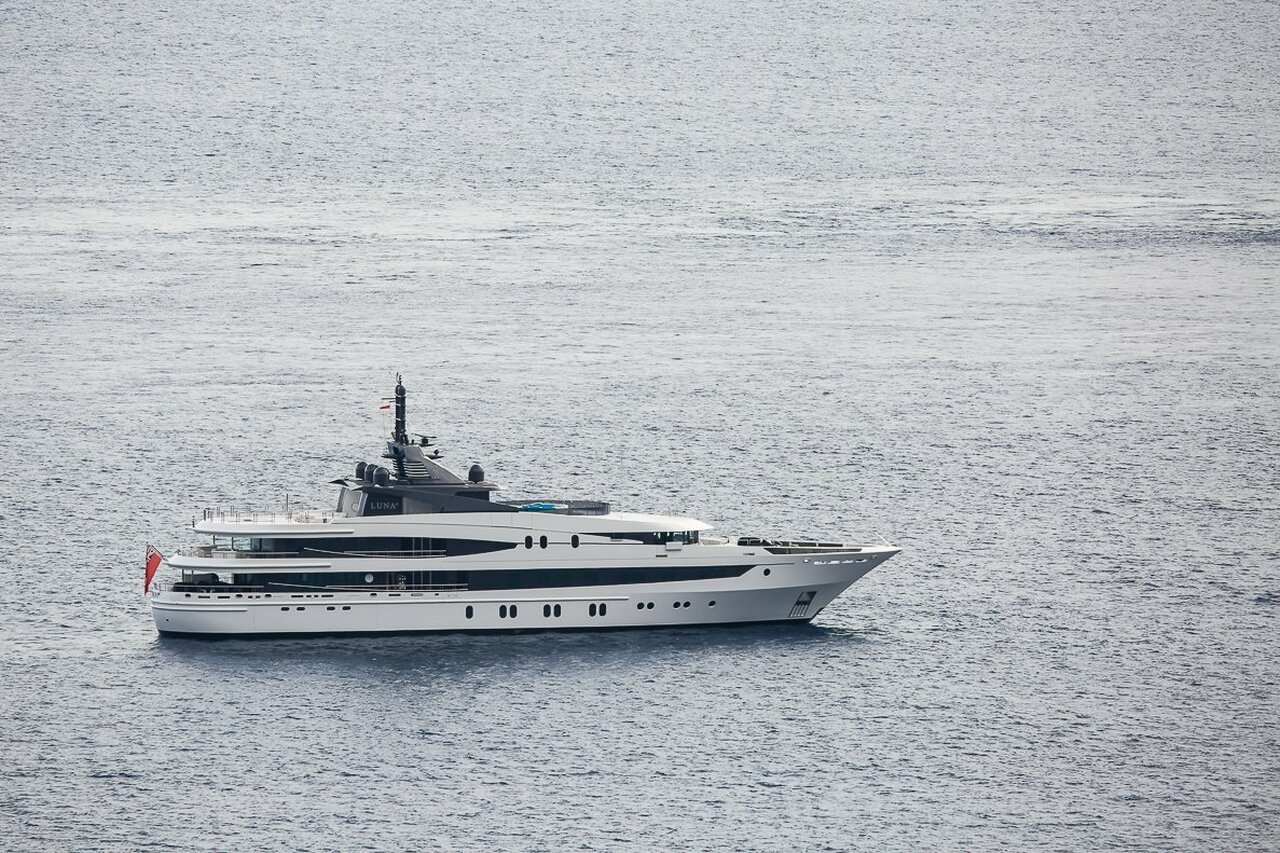 LUNA B Yacht - Oceanco - 2005 - Propietario Robert Friedland