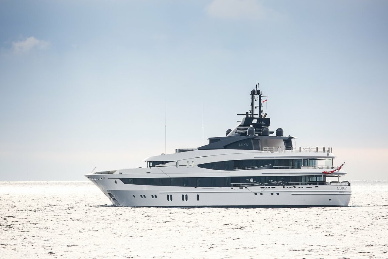 LUNA B Yacht - Oceanco - 2005 - Propietario Robert Friedland
