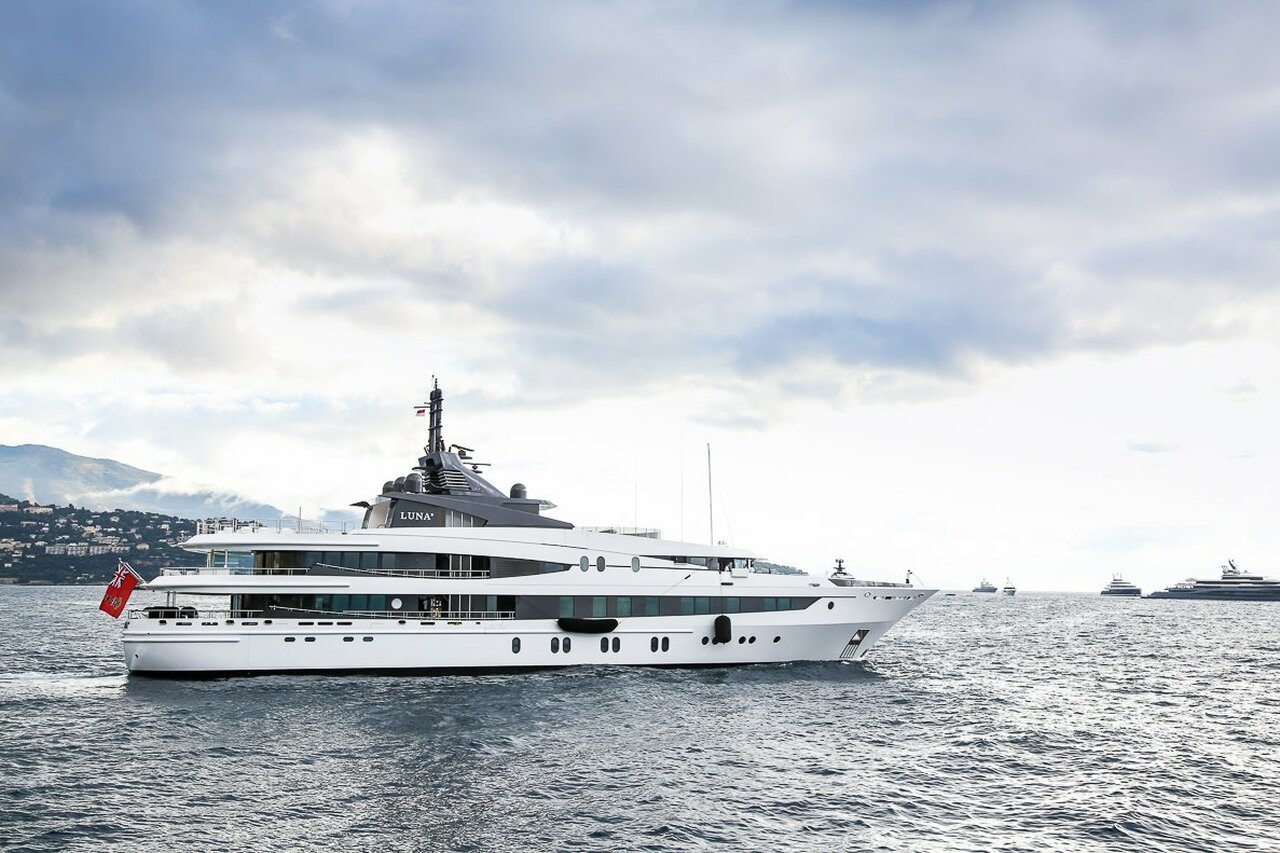 LUNA B Yacht • Oceanco • 2005 • Sahibi Robert Friedland