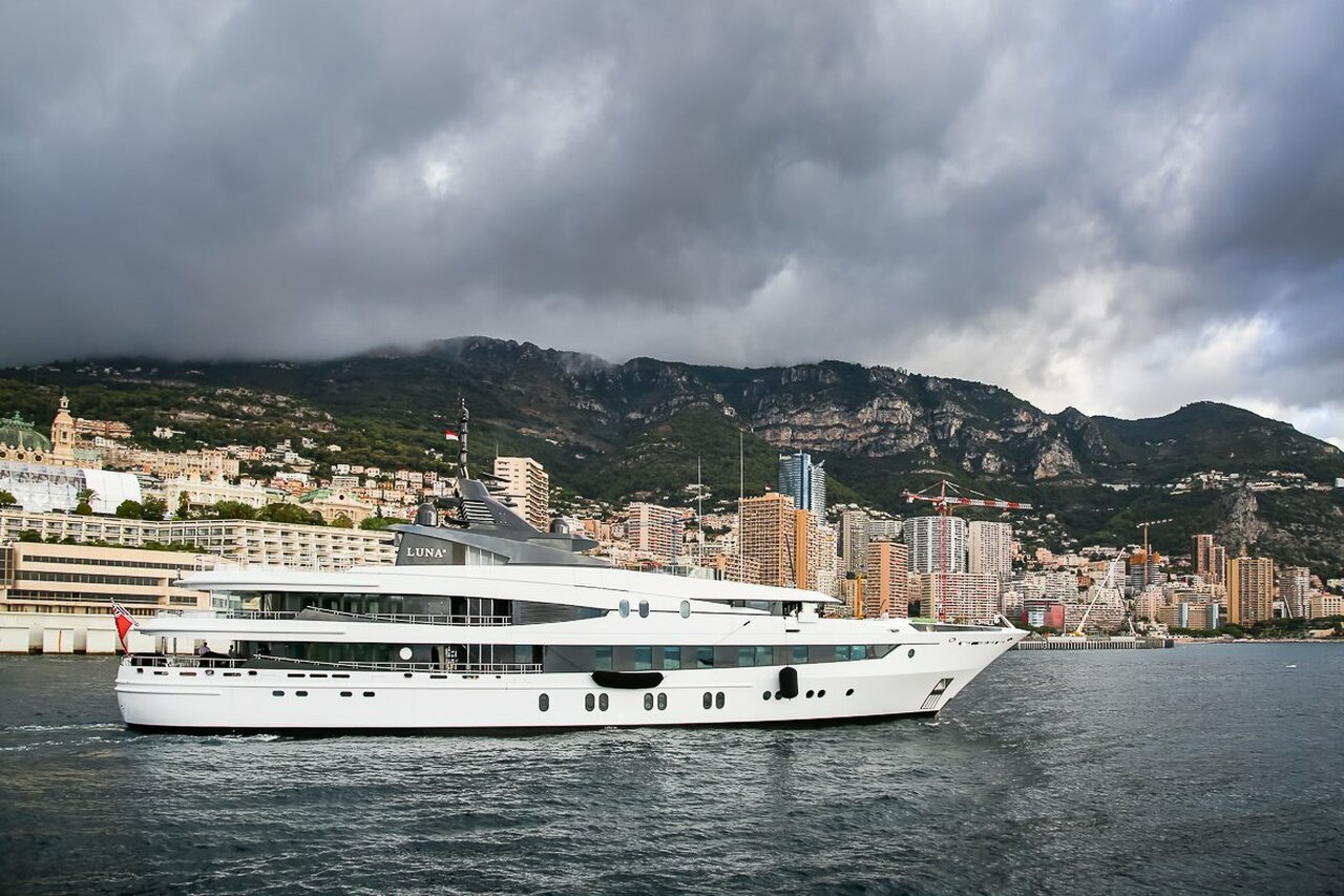 LUNA B Yacht • Oceanco • 2005 • Propriétaire Robert Friedland