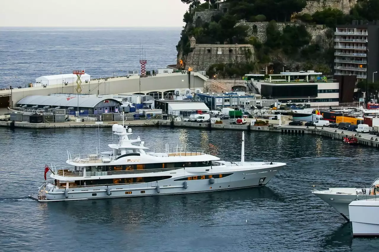Papa yacht – 55m – Amels