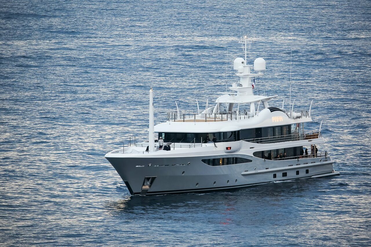 Papa yacht – 55m – Amels