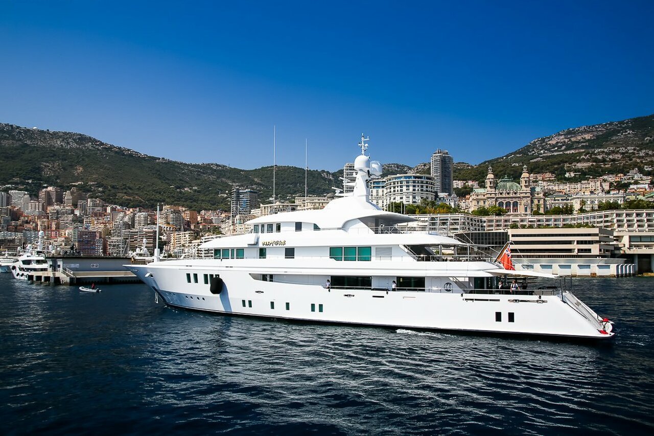 NORA Yacht (ex Party Girl) • Icon Yachts • 2012 • Former Owner Charles West