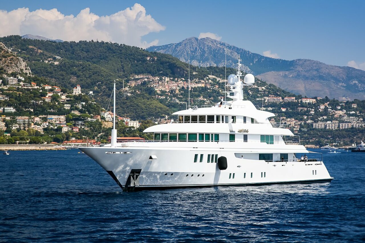 NORA Yacht (ex Party Girl) • Icon Yachts • 2012 • Voormalige eigenaar Charles West