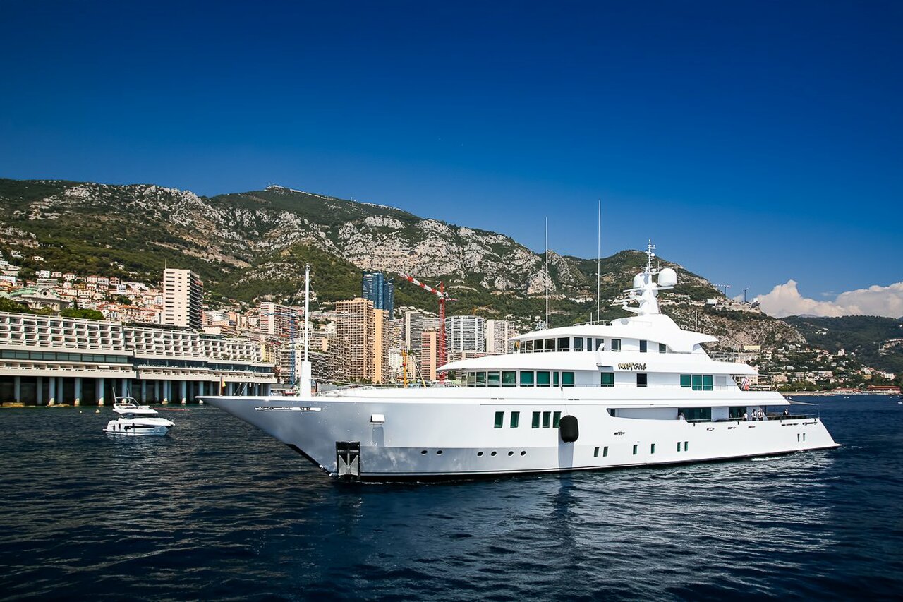 NORA Yacht (ex Party Girl) • Icon Yachts • 2012 • Бывший владелец Чарльз Уэст