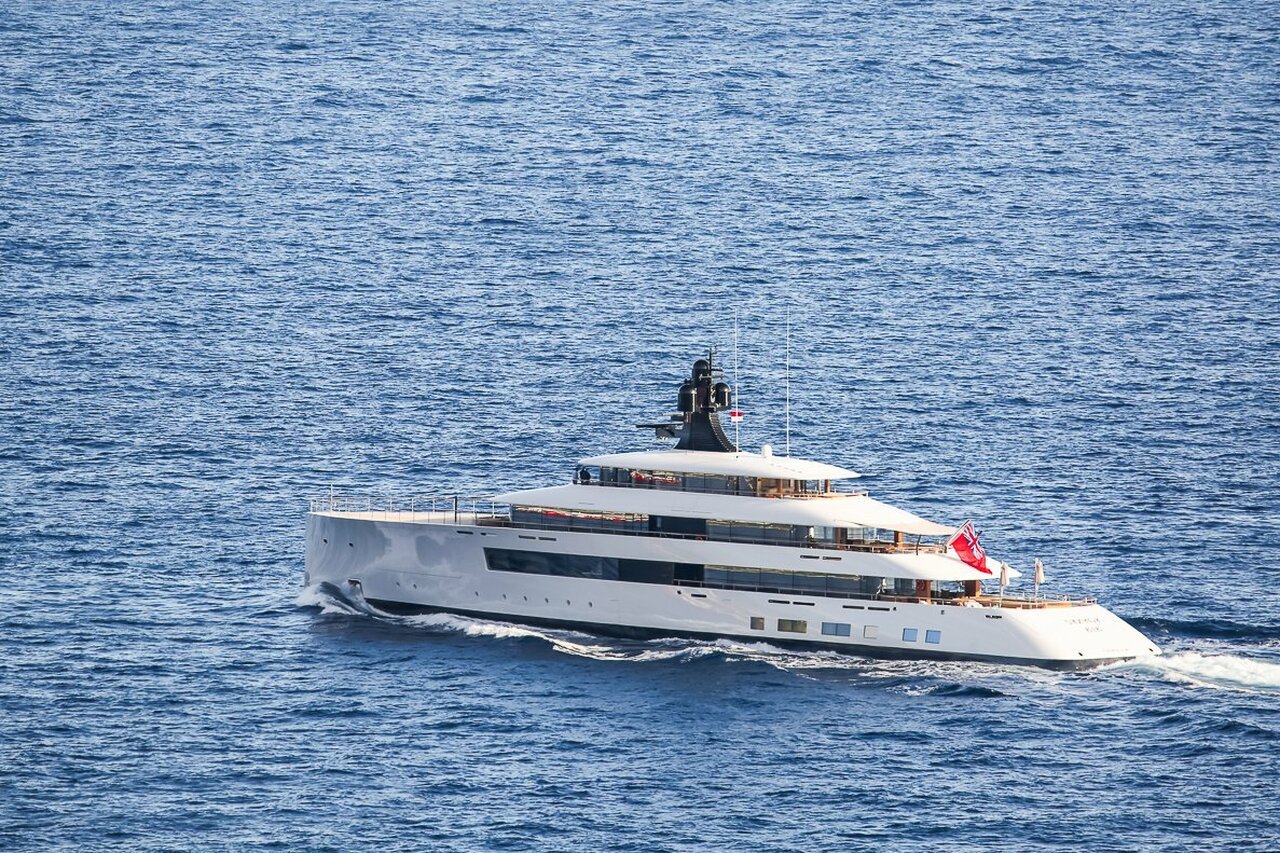 يخت PI - Feadship - 2019 - المالك هوارد شولتز