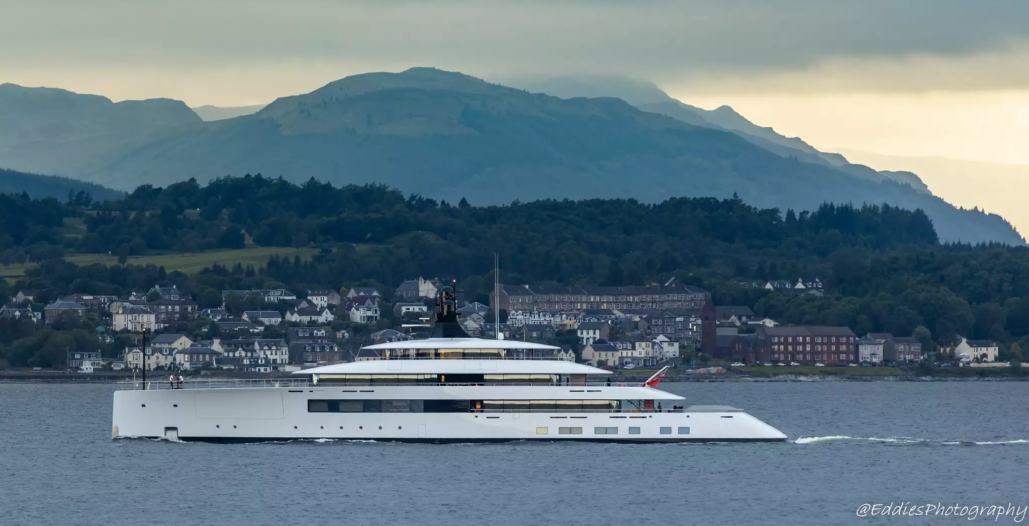 PI Yacht - Feadship - 2019 - Propriétaire Howard Schultz