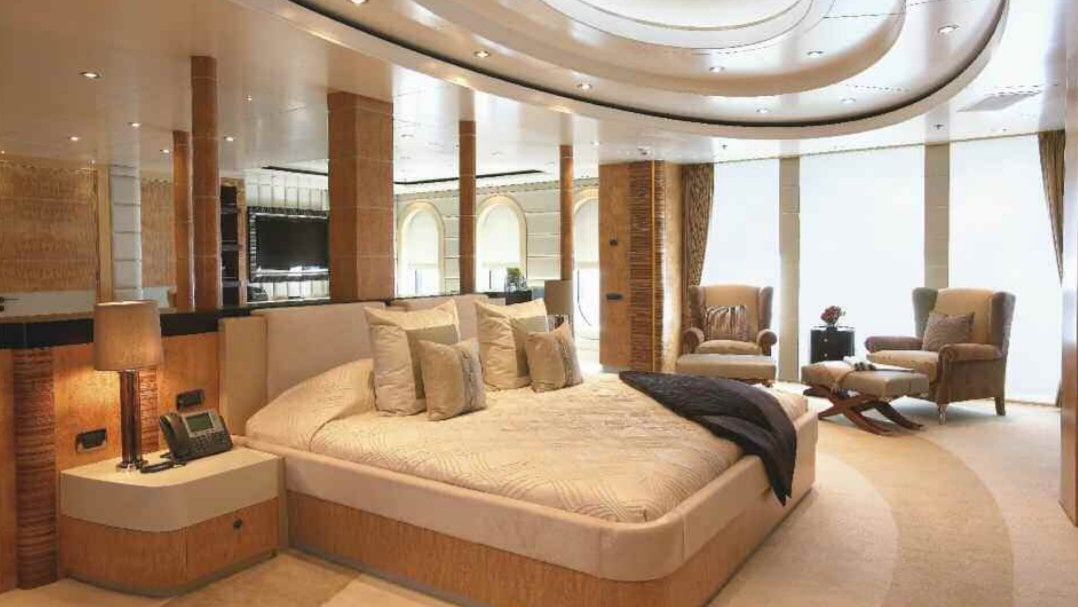 yacht Predator interior