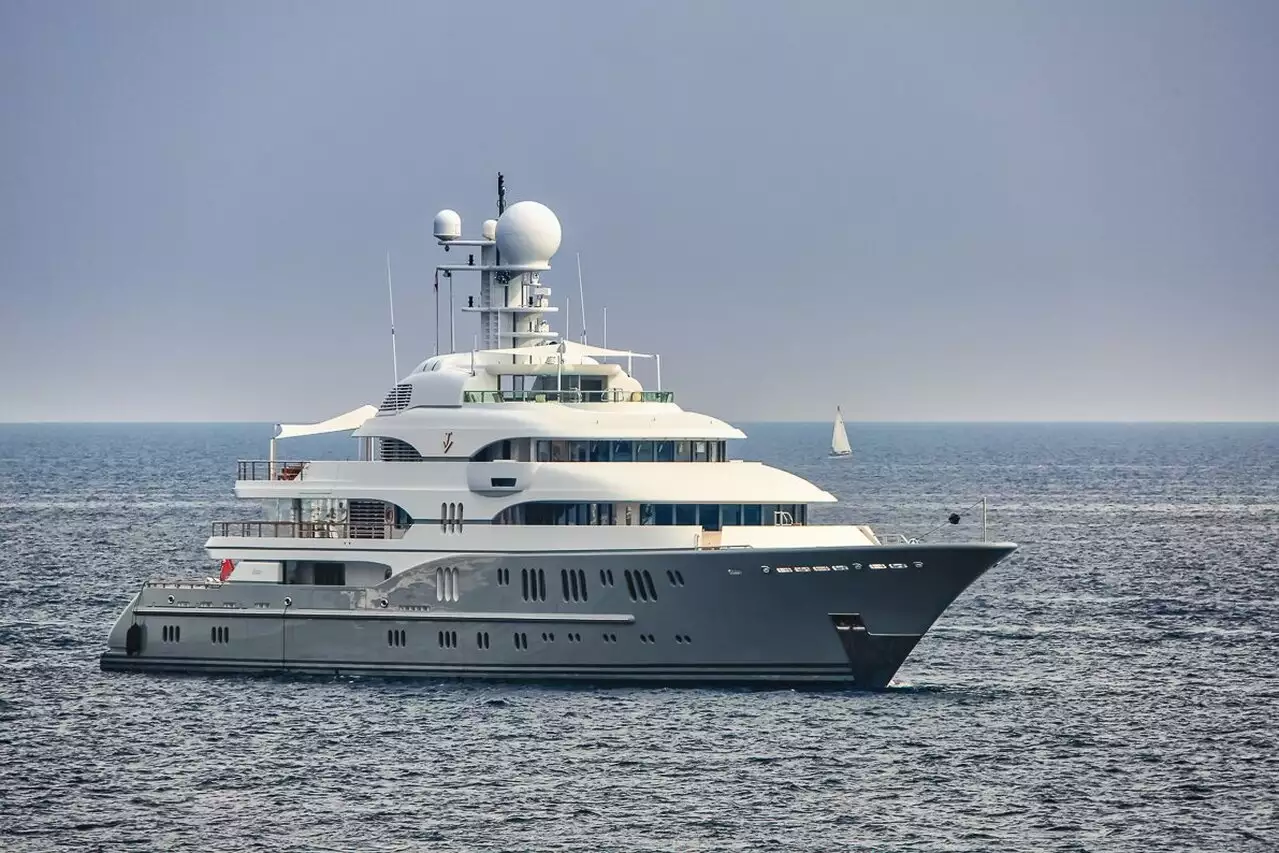 ROCINANTE Yacht • Lurssen • 2008 • Propriétaire Gabe Newell