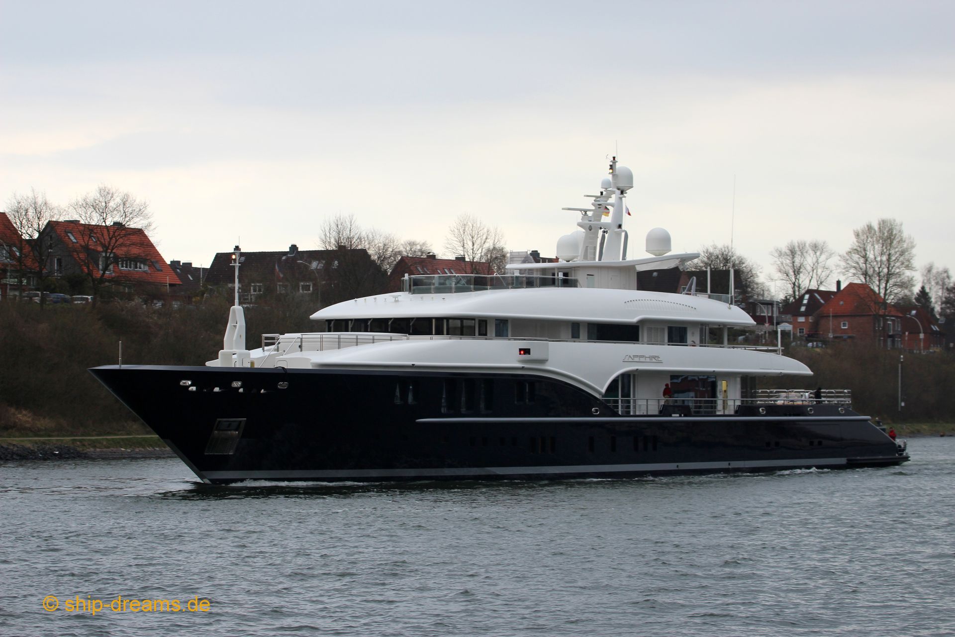 SAPPHIRE Yate - Nobiskrug - 2011 - Propietario Filaret Galchev