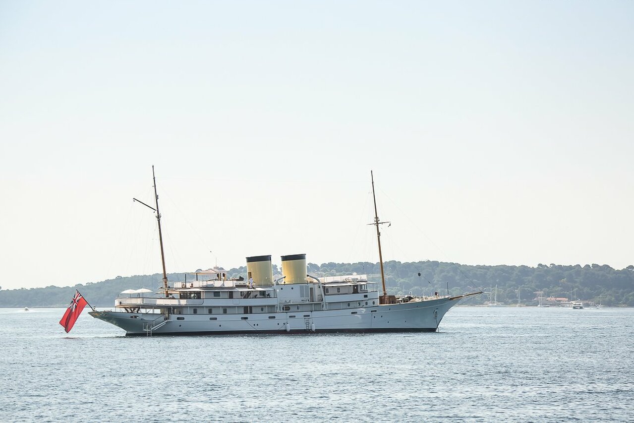 Yacht Talitha – 80 m – Krupp Germania Werft – Mark Getty