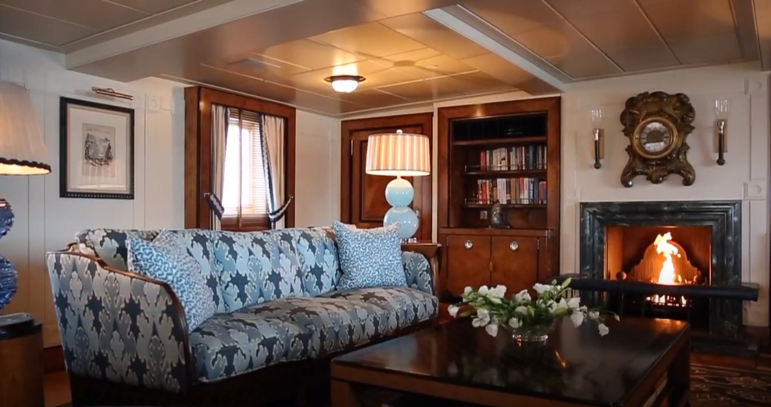yacht Talitha interior