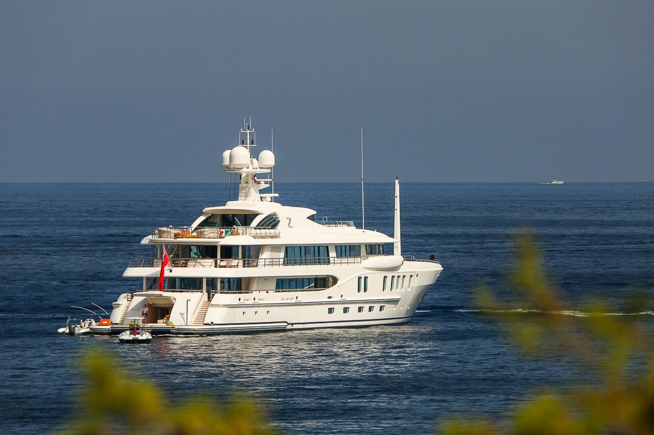 yacht Z - 65m - Amels - 2012 - propriétaire Konstyantin Zhevago