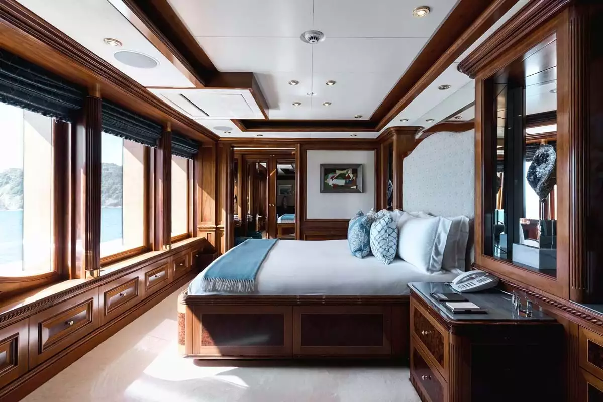 Intérieur du yacht Titania